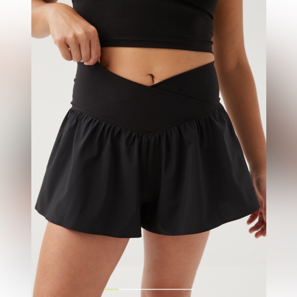 OFFLINE By Aerie Real Me Crossover Flowy Short